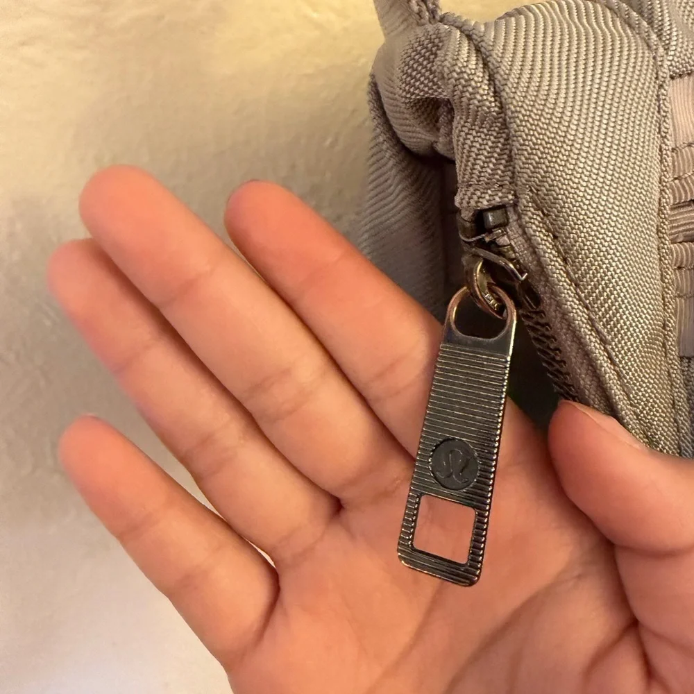 Lululemon all night festival Bag